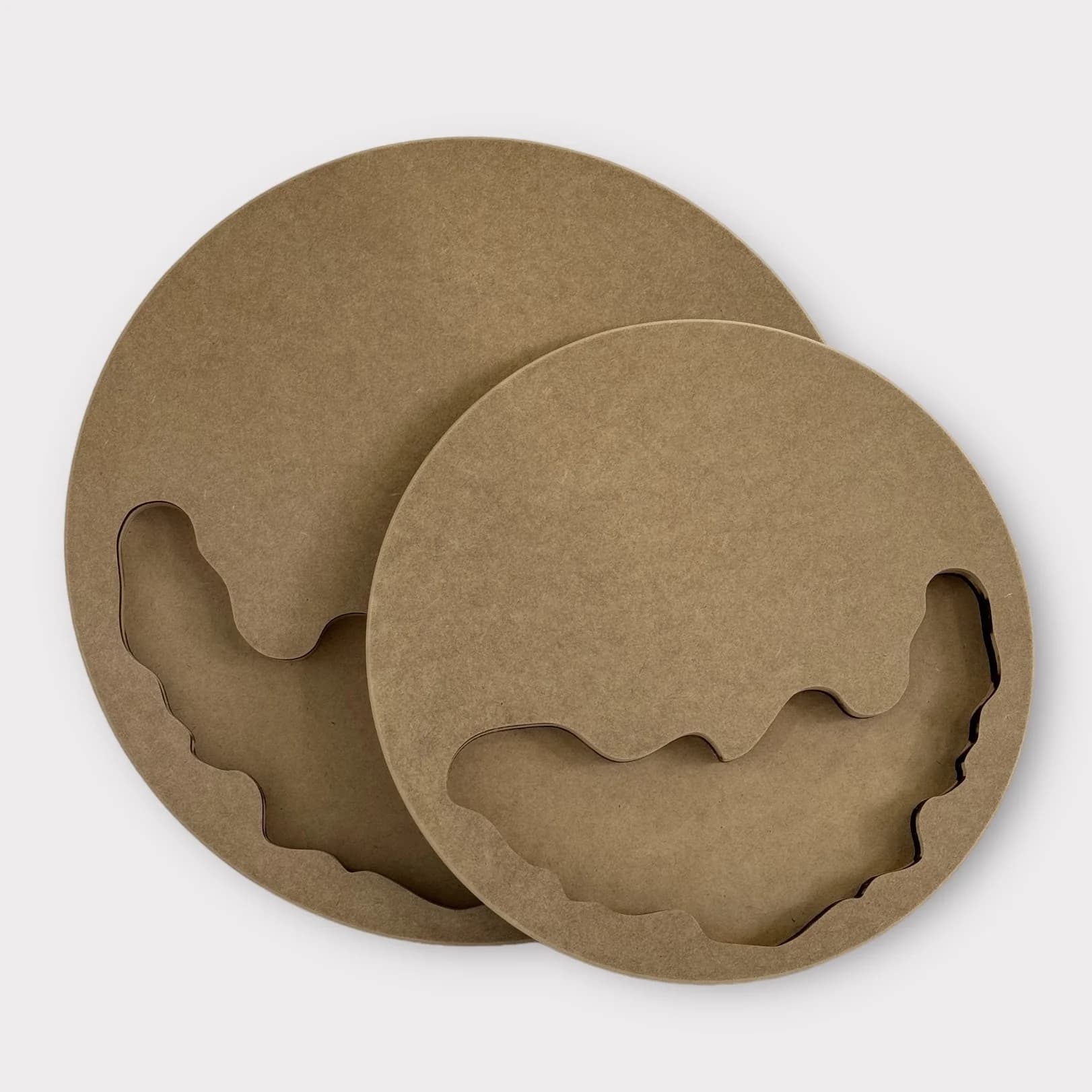 https://tvoryznamy.com/media/images/product/image_i3DmktM.webp